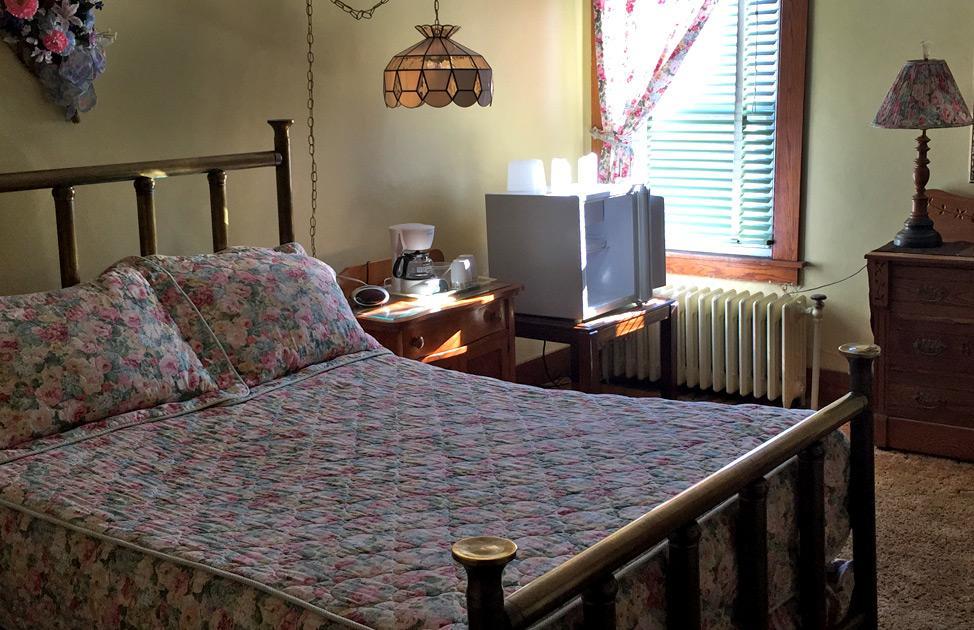 The Stone House Motel & Motor Lodge Ticonderoga Luaran gambar
