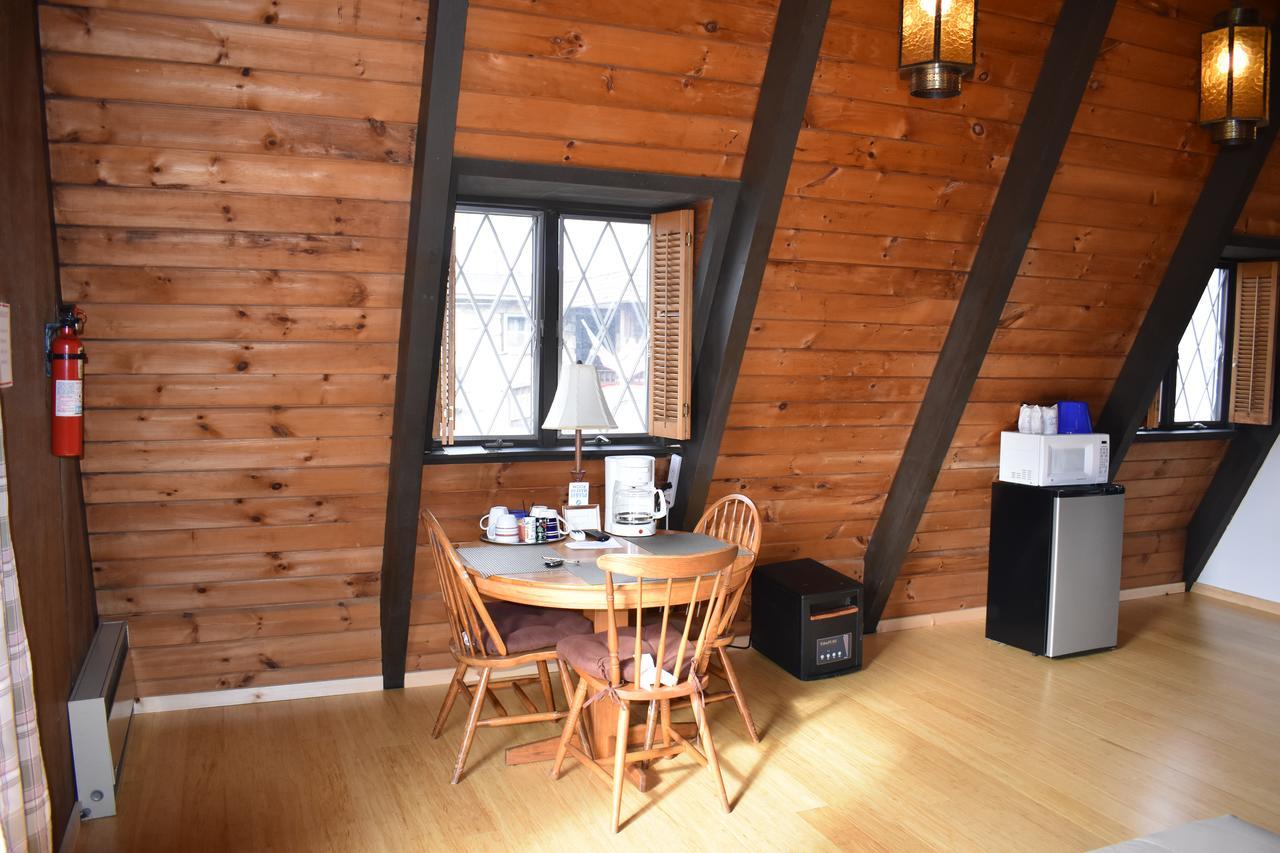 The Stone House Motel & Motor Lodge Ticonderoga Luaran gambar